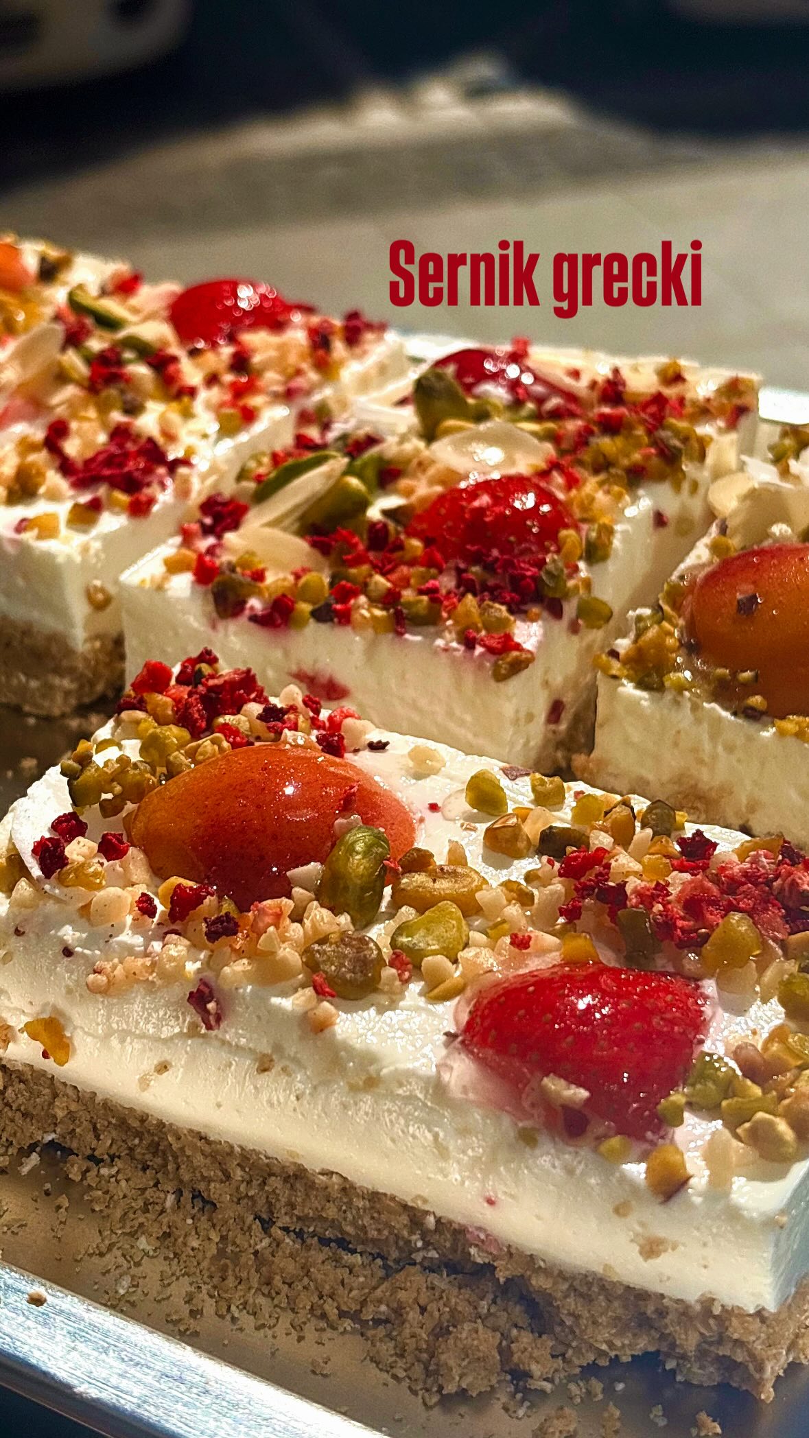 Witryna dnia kawiarni Davka – świeże wypieki, kawa specialty, matcha i desery